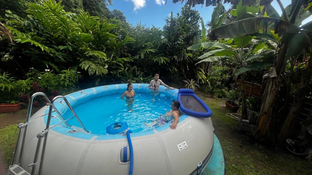 Fare Honu Cook'S Bay Moorea Exterior photo